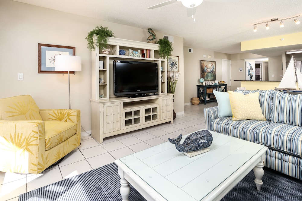 Islander 4011 by Brooks and Shorey Resorts