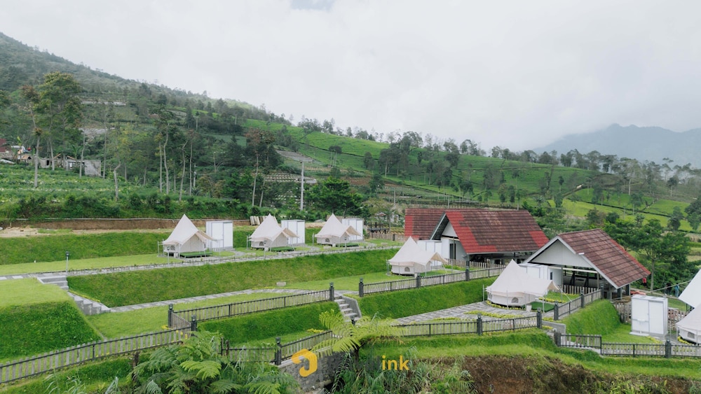 Glamping Telaga Menjer By Travelink