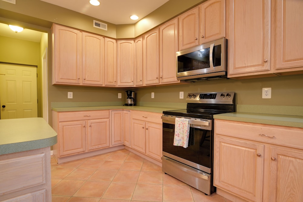 54 Mi to Dtwn DC: Spacious Family Home!