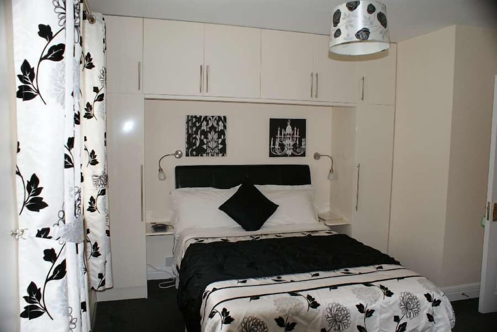 Eske Villa Bed & Breakfast