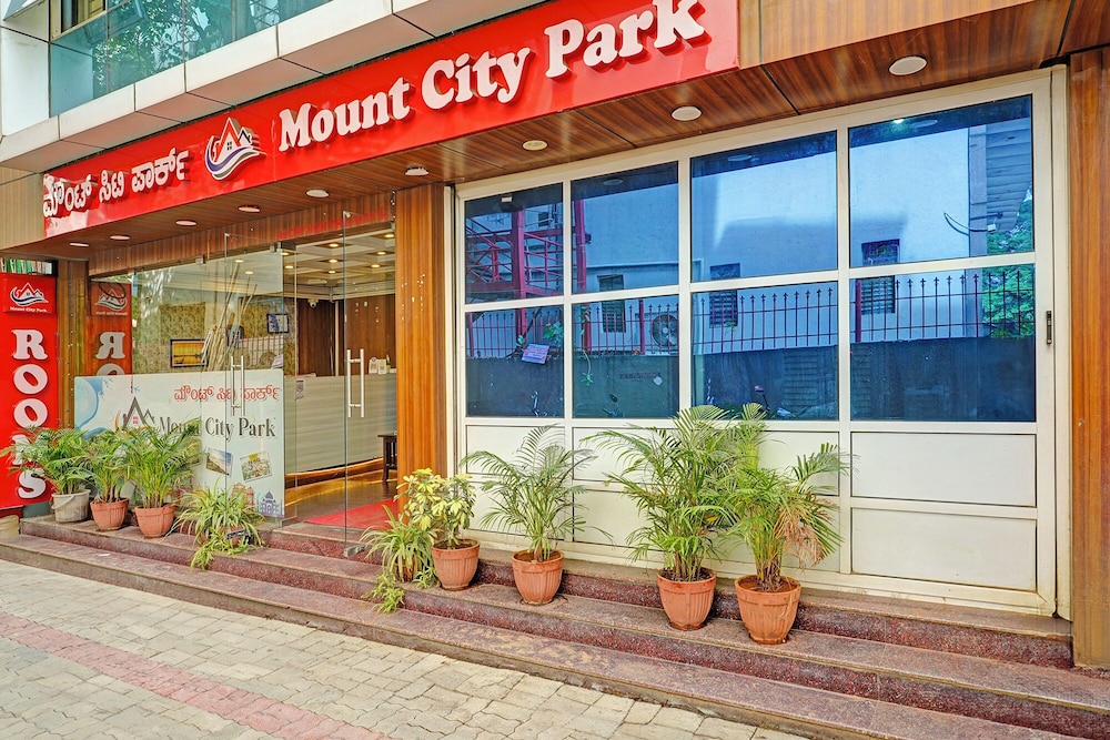 FabExpress Mount City Park