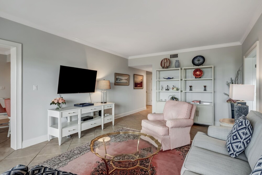 1080 Lighthouse I at The Sea Pines Resort