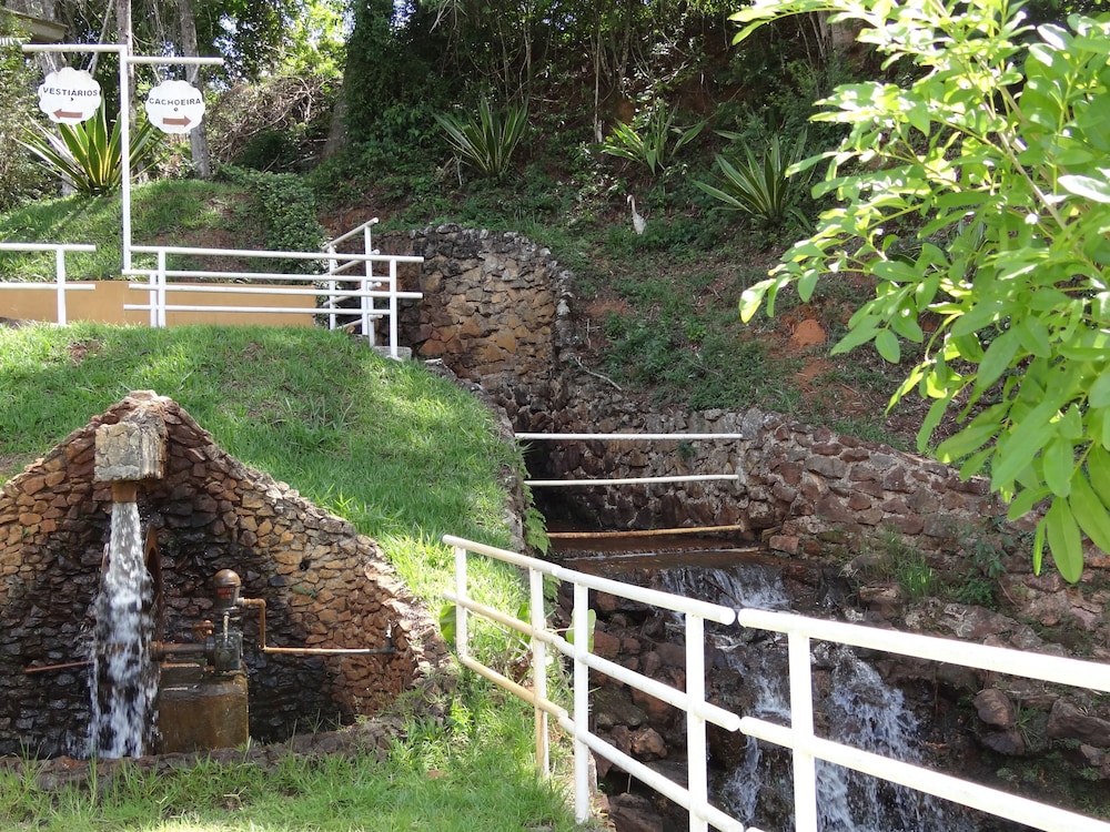 Pousada Fazenda Recanto dos Carvalhos