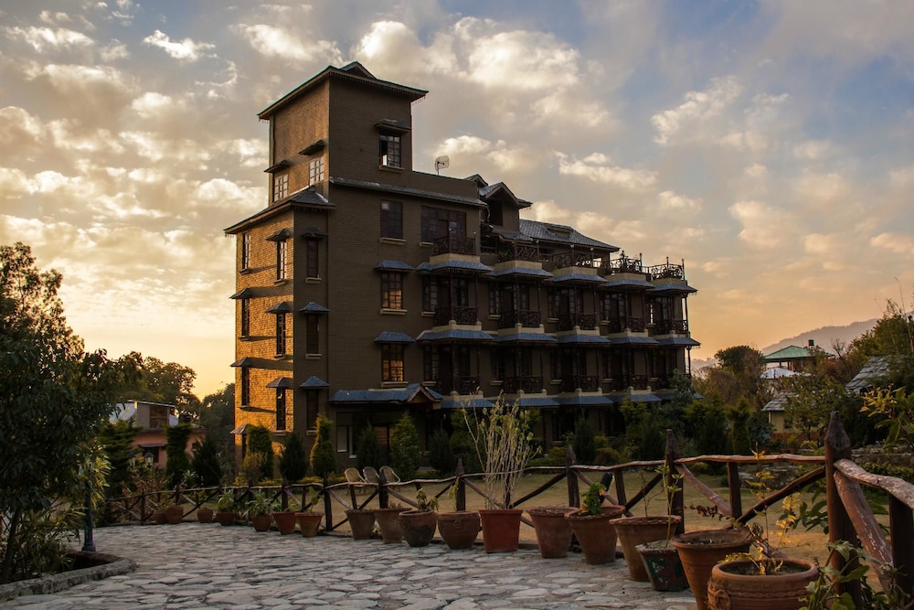 Blossoms Village Resort