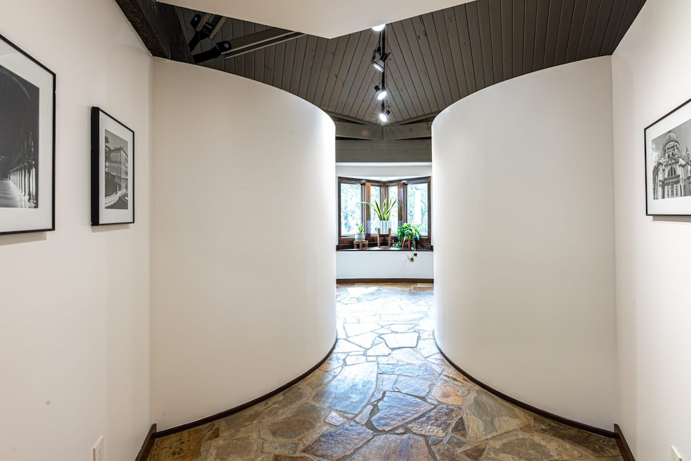 Belltop Architectural Wonder on Private Mountain