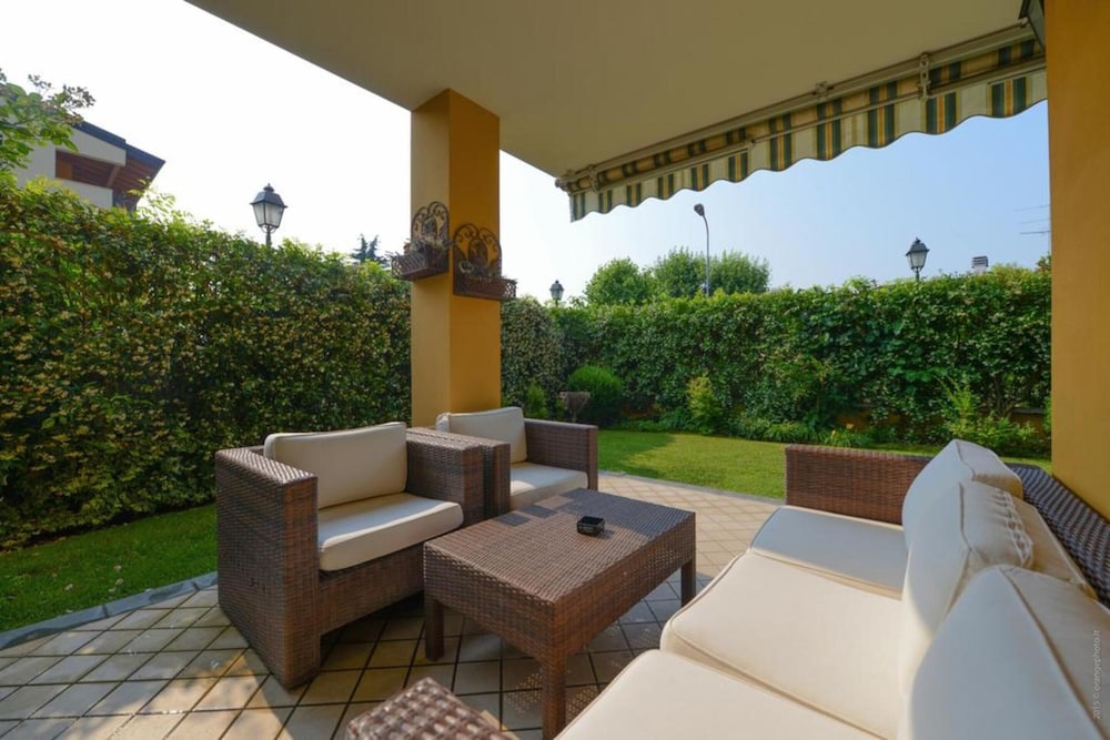 Casa Padenghe view 2