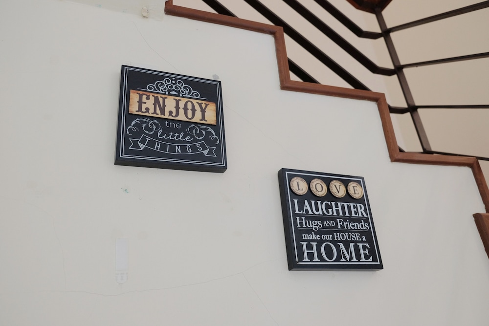 Natol Homestay - Sydney Batu Kawa MJC New Townships