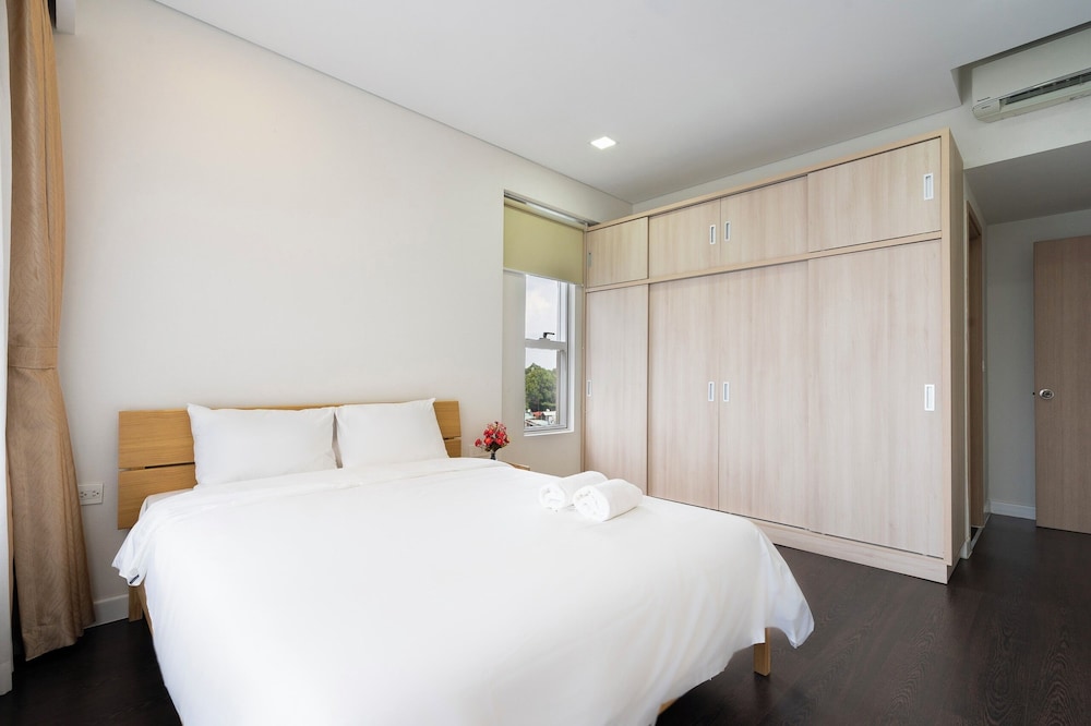 Apartment near Tan Son Nhat Airpot