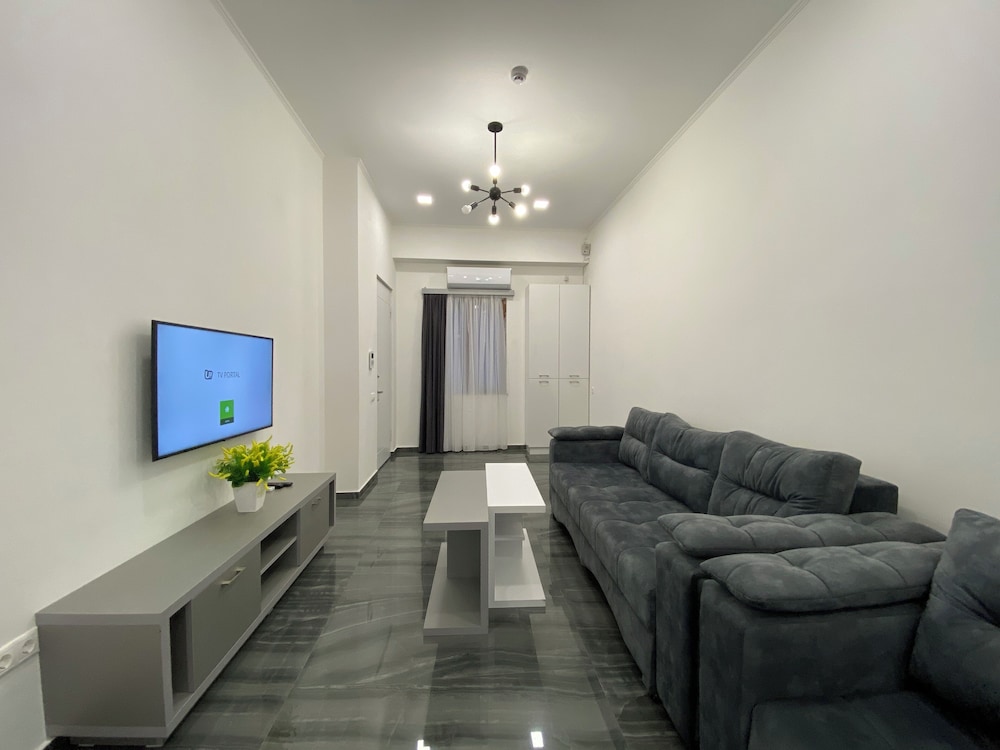 Aparthotel by Luxe Group TT88