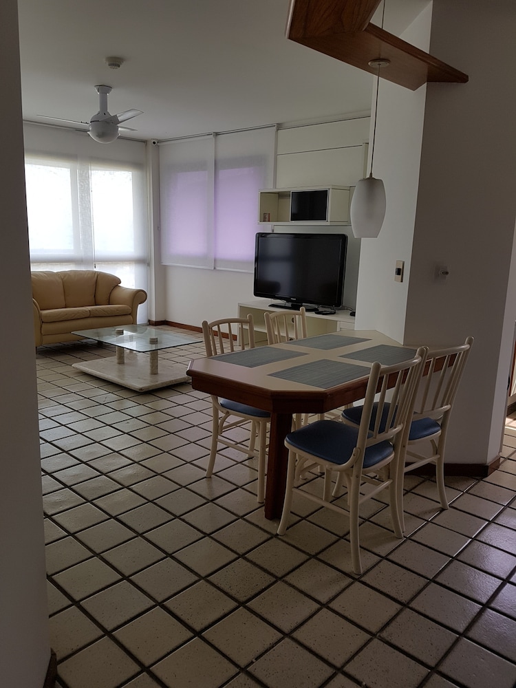 Apartamento de Frente para Praia