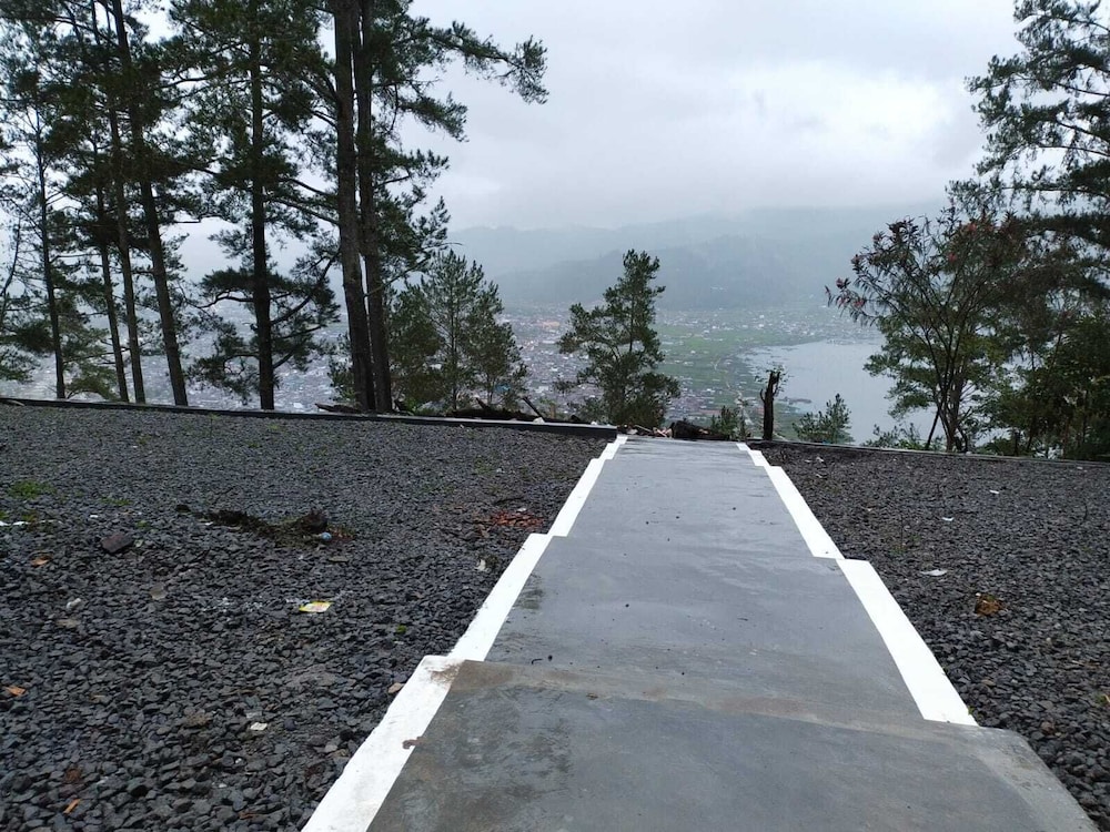 Dream Hill Villa Burtelege Takengon view 2