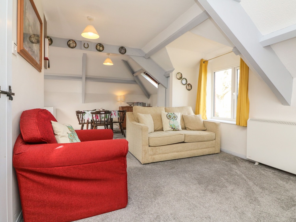 Holsworthy Vacations - The Loft - Property Image 7