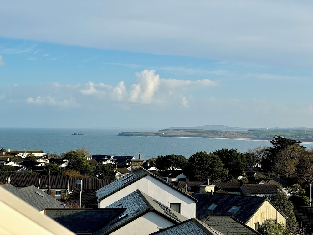 Uno Carbis Bay