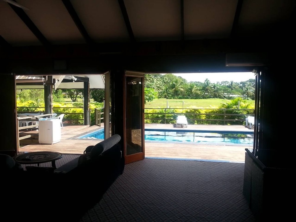 Marrs Villa - view 15