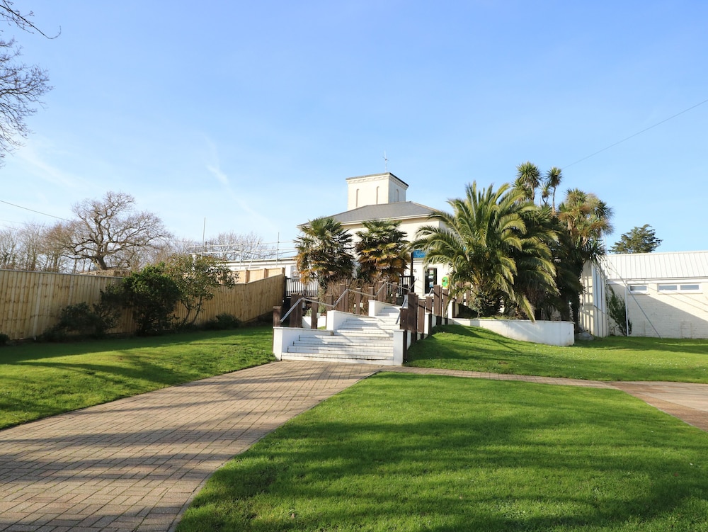 15 Rosewood
