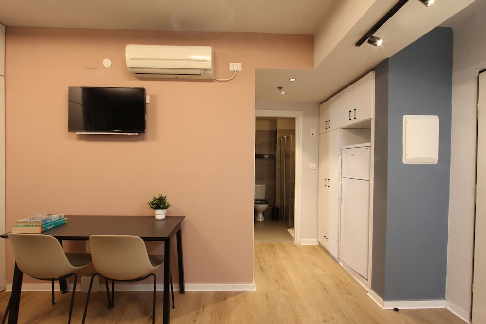 Charming 1B Apt Near Expo & Univ TelAviv