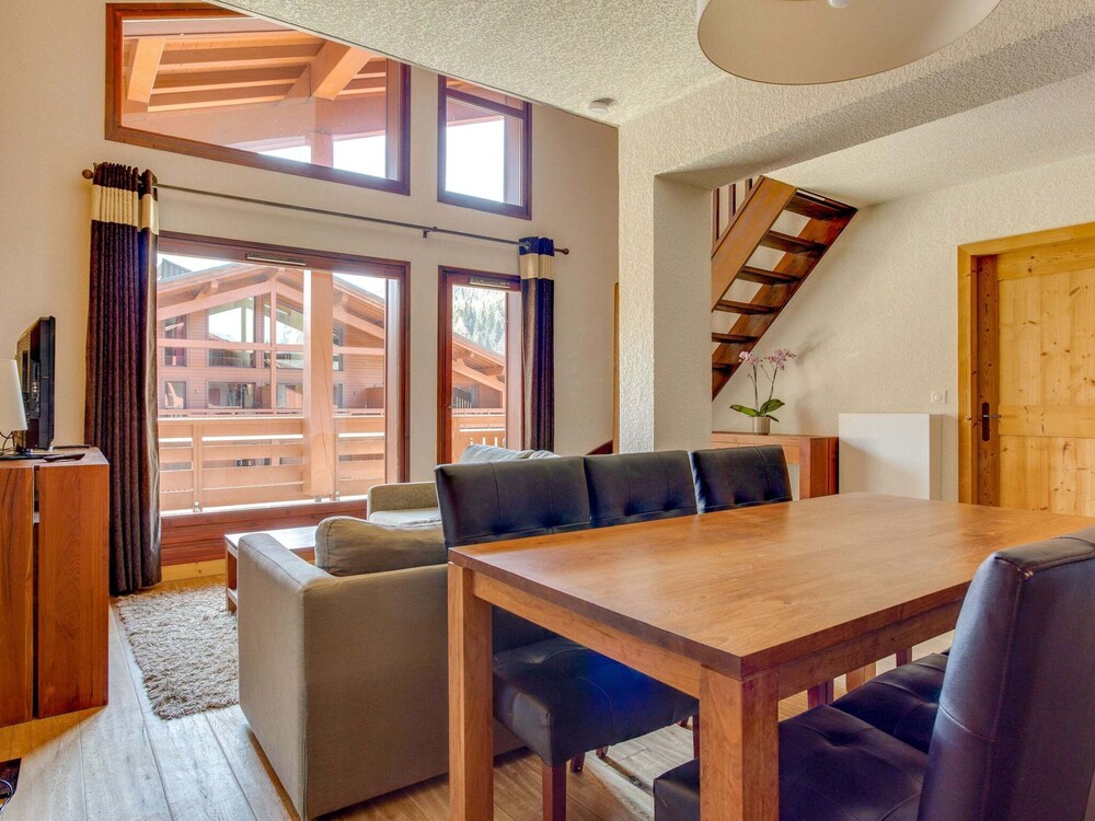 Apartment in Savoyard Mountain Village