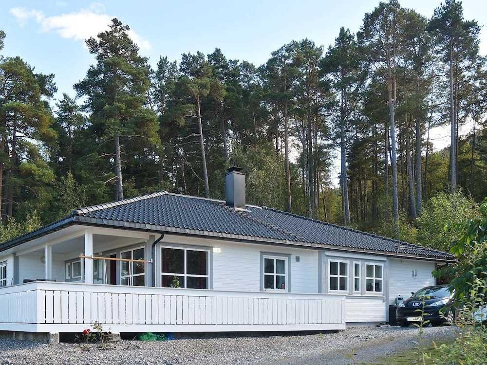 6 Person Holiday Home in Sandane-by Traum