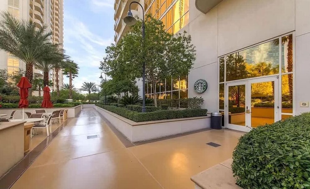 Signature MGM