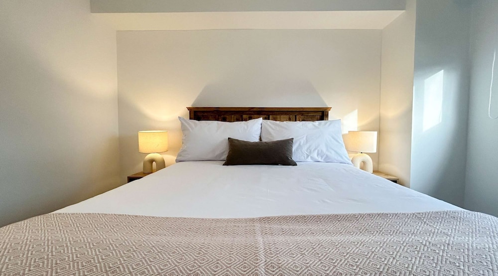w Gorgeous 2BR w Perfect Balcony in Cusco