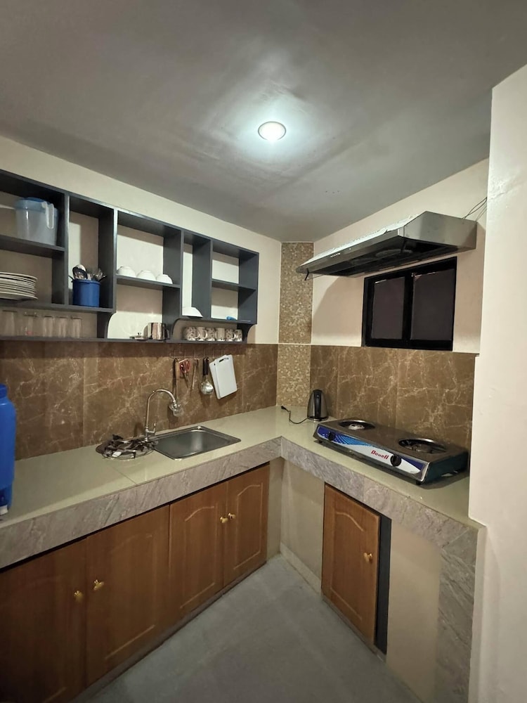 Dantes Hideaway
