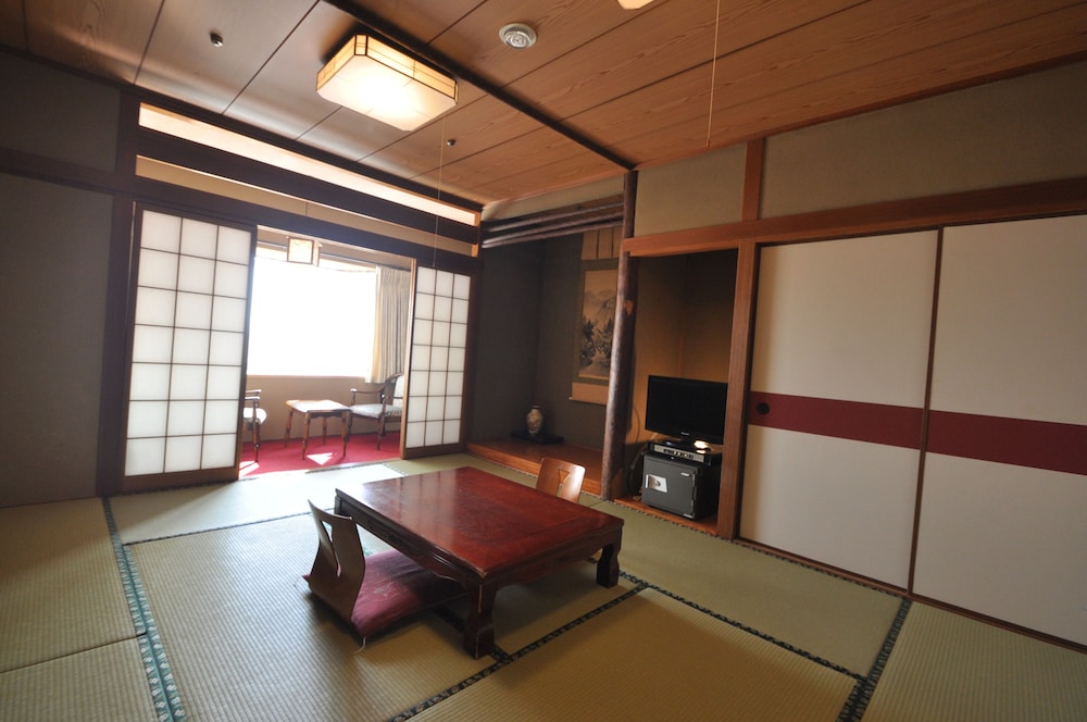 Tamana Onsen Hotel Shirasagi
