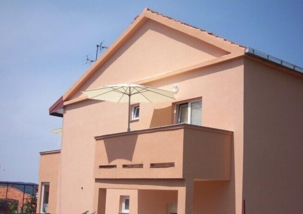 Photo 45