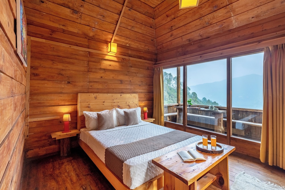 Alaya Stays Suro Woodcrest Chalet