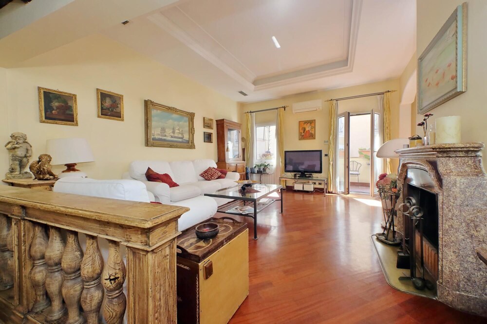 4bnb - Luxury Trevi Apartment w Terrace