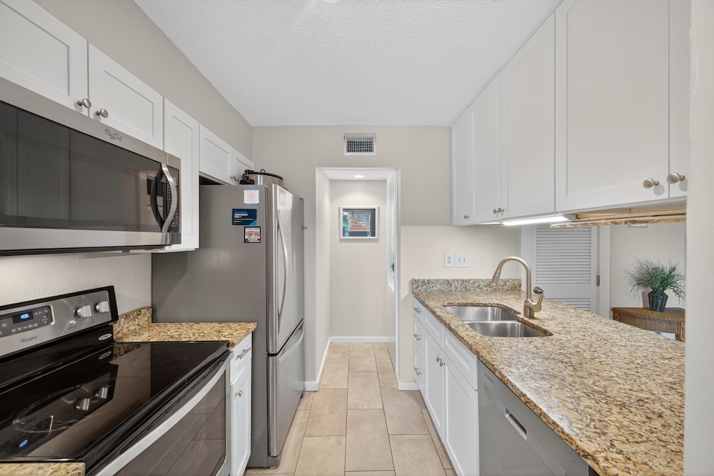 Ocean Bridge 1a2 2 Bedroom Condo