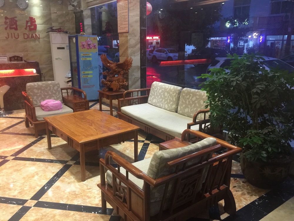 Lobby & Reception