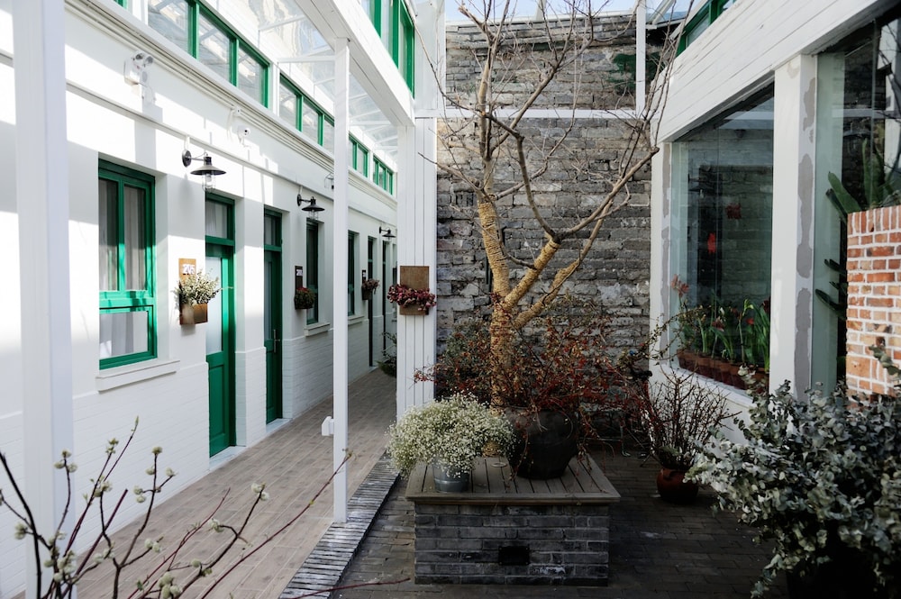 Peking Station Youth Hostel
