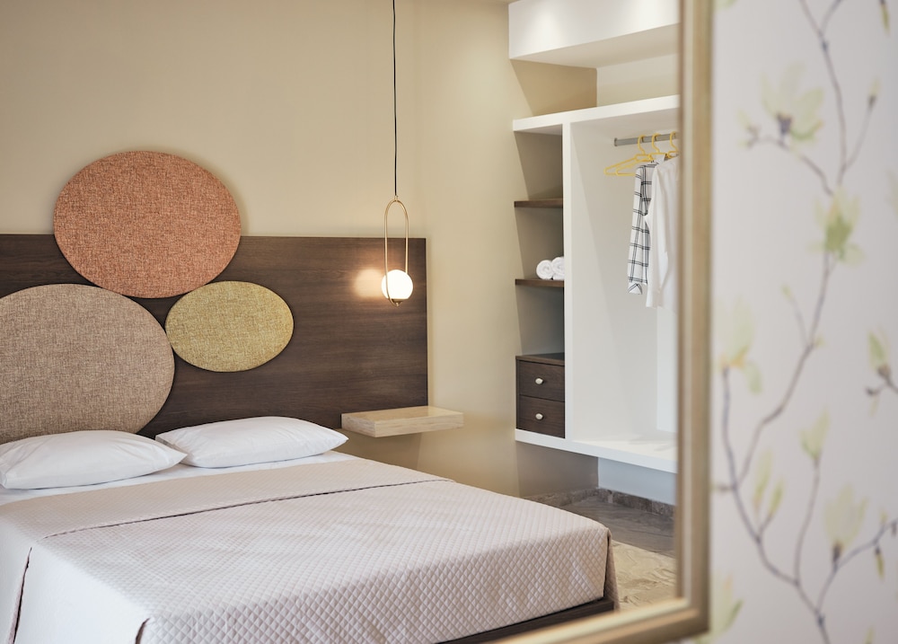 Mavrias Complex photo 3