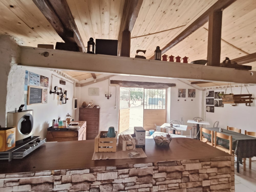 la casa sul tetto rooms & glamping