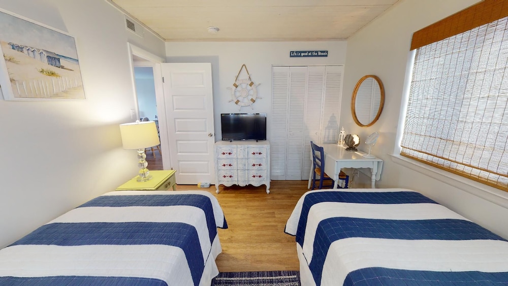 Lighthouse Point 2 by Tybee Vacation Rentals
