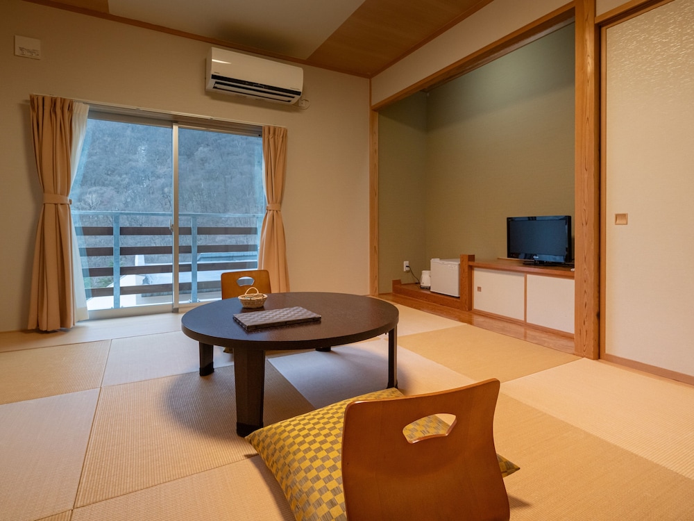 Ashionoyado Kajika