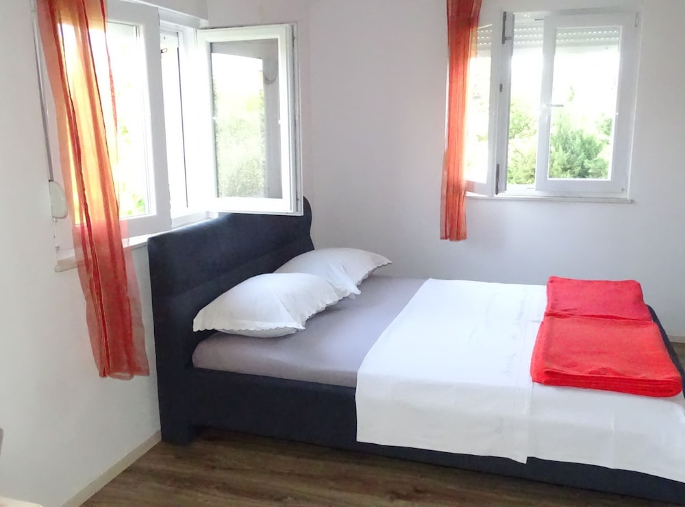 Apartmani Luna