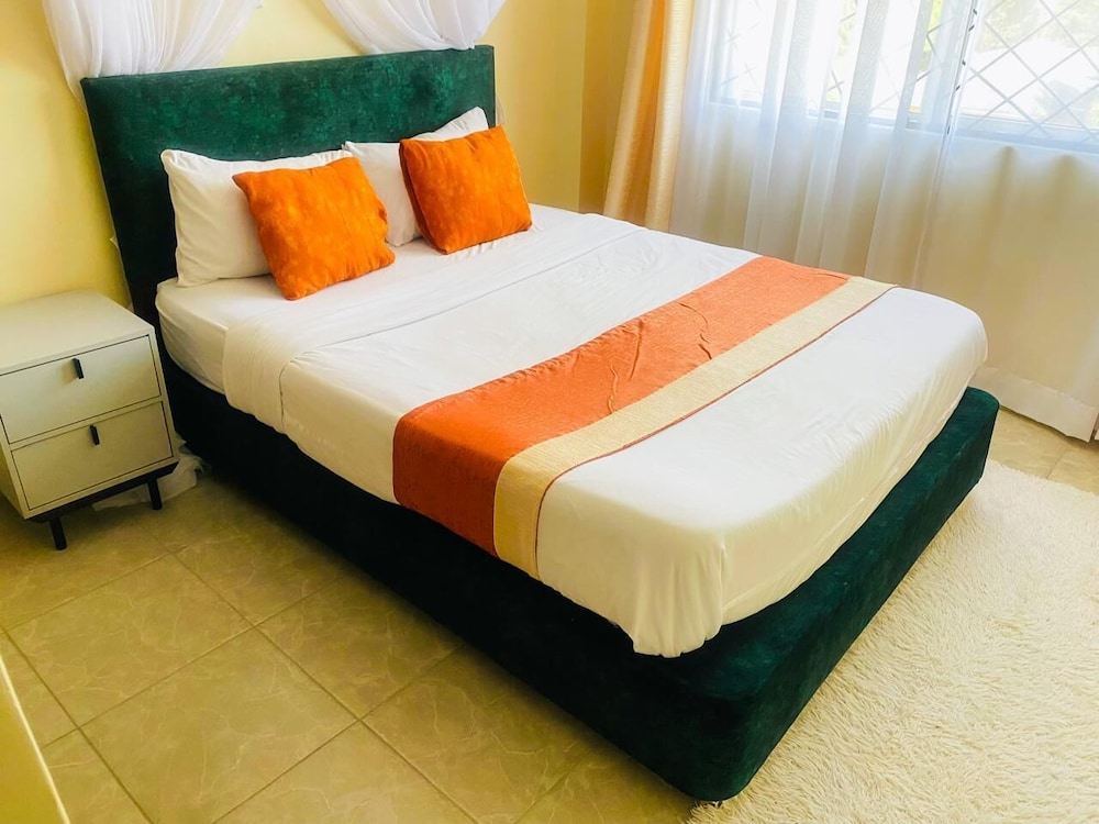 Fas Glass House B&B