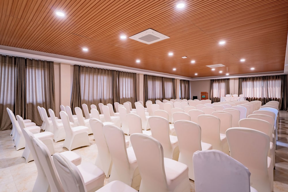 meeting & event spaces