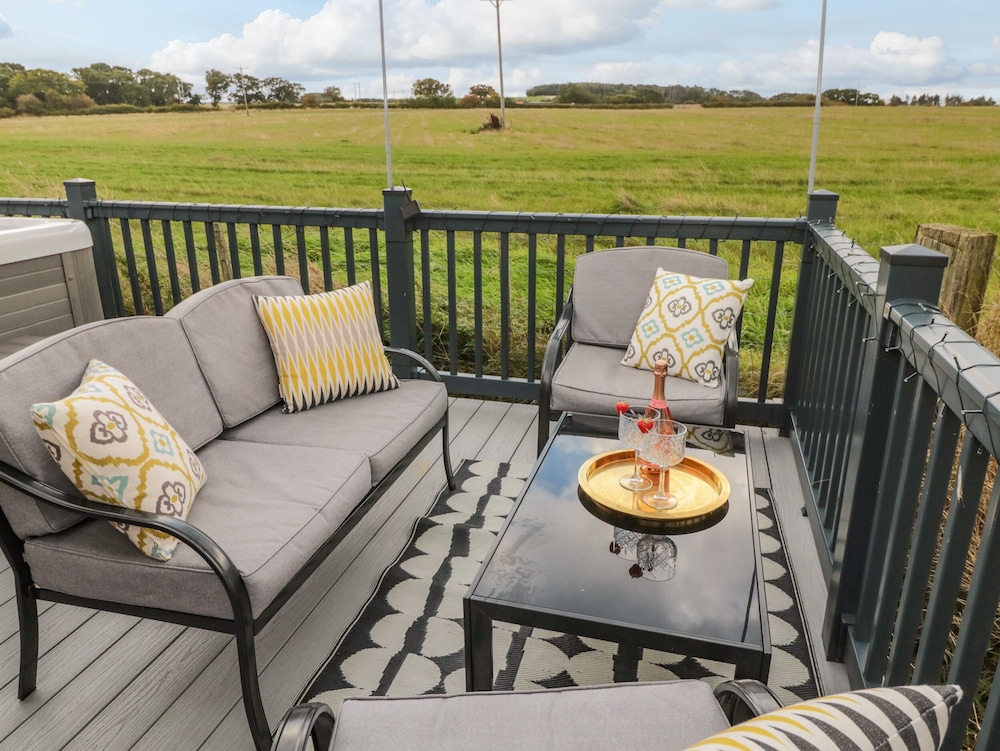 Plot 18 Meadow View