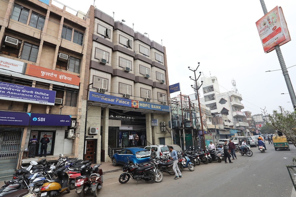 OYO 30068 Hotel Kesar Palace view 2