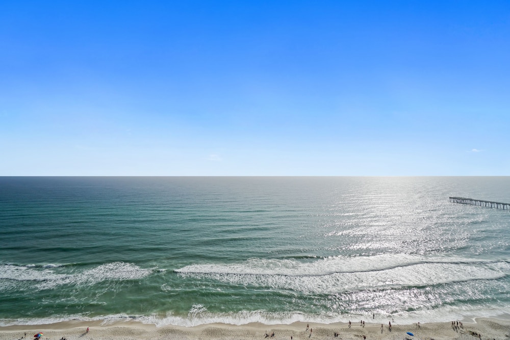 Calypso Beach Resort by Panhandle Getaways