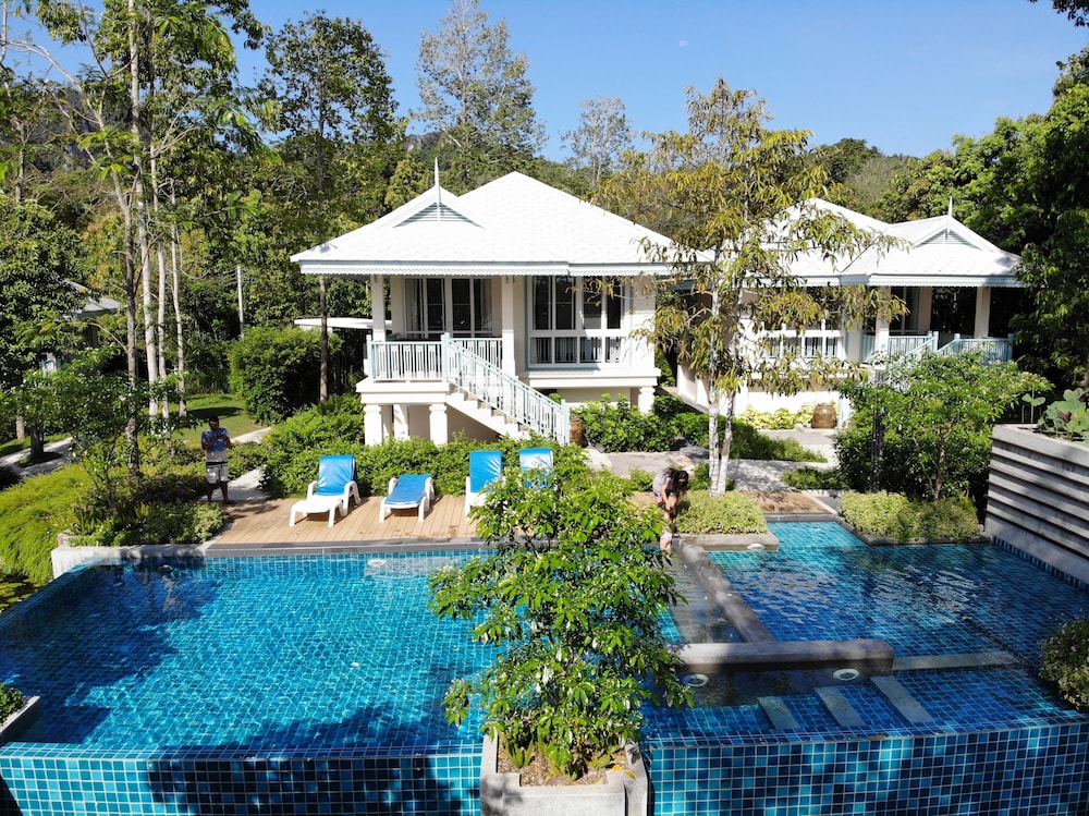 Na Sook Resort