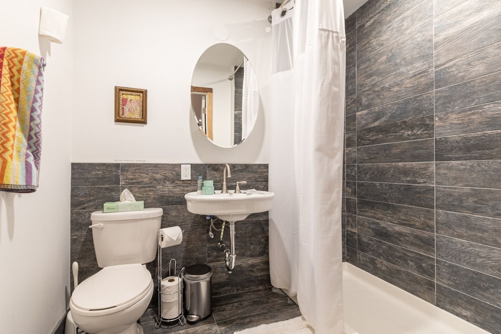 Hawthorn I by Rove Travel 3BR Duplex Loft
