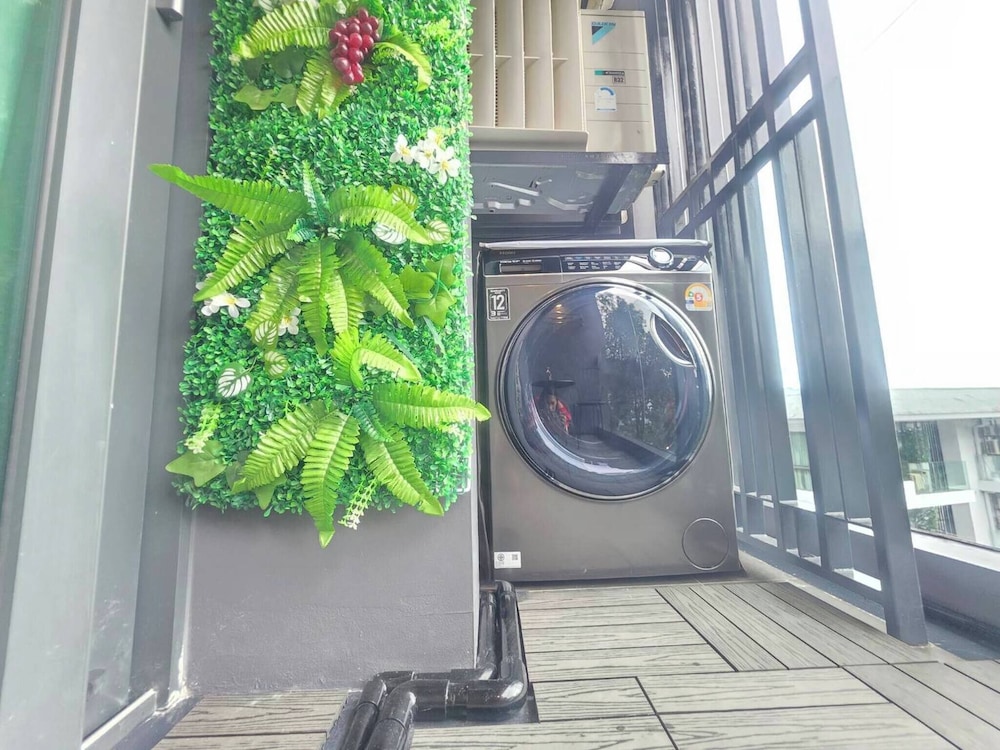 Room-a305 - 1 Bdr Condo With Sea View, A