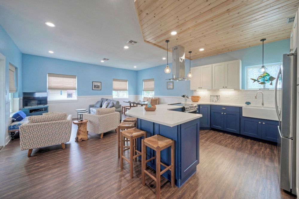 Luxe Coastal Stay w/ Private Pool, Walk to Beach Leave of Absence by Avantstay