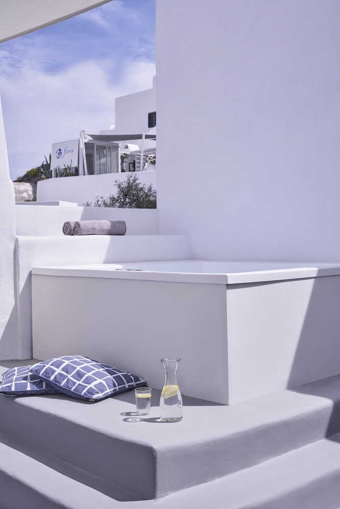 Fava Eco Suites