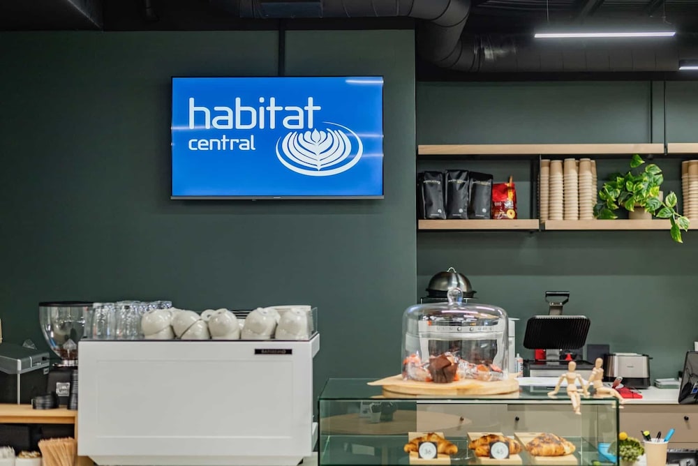Habitat Aparthotel by Totalstay 21