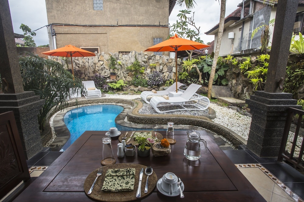 Capung Cottage, Ubud - 10