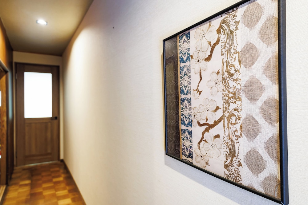 R-Guest Residence Tsurumibashi